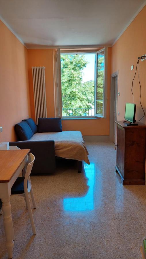 Pissignano La Casa Del Mago Camere E Appartamenti מראה חיצוני תמונה